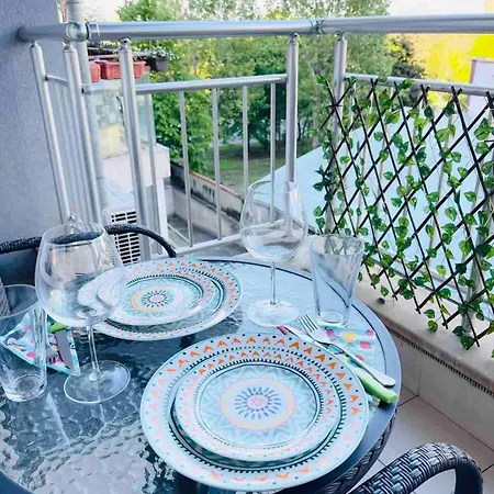 Lazur Apartament *